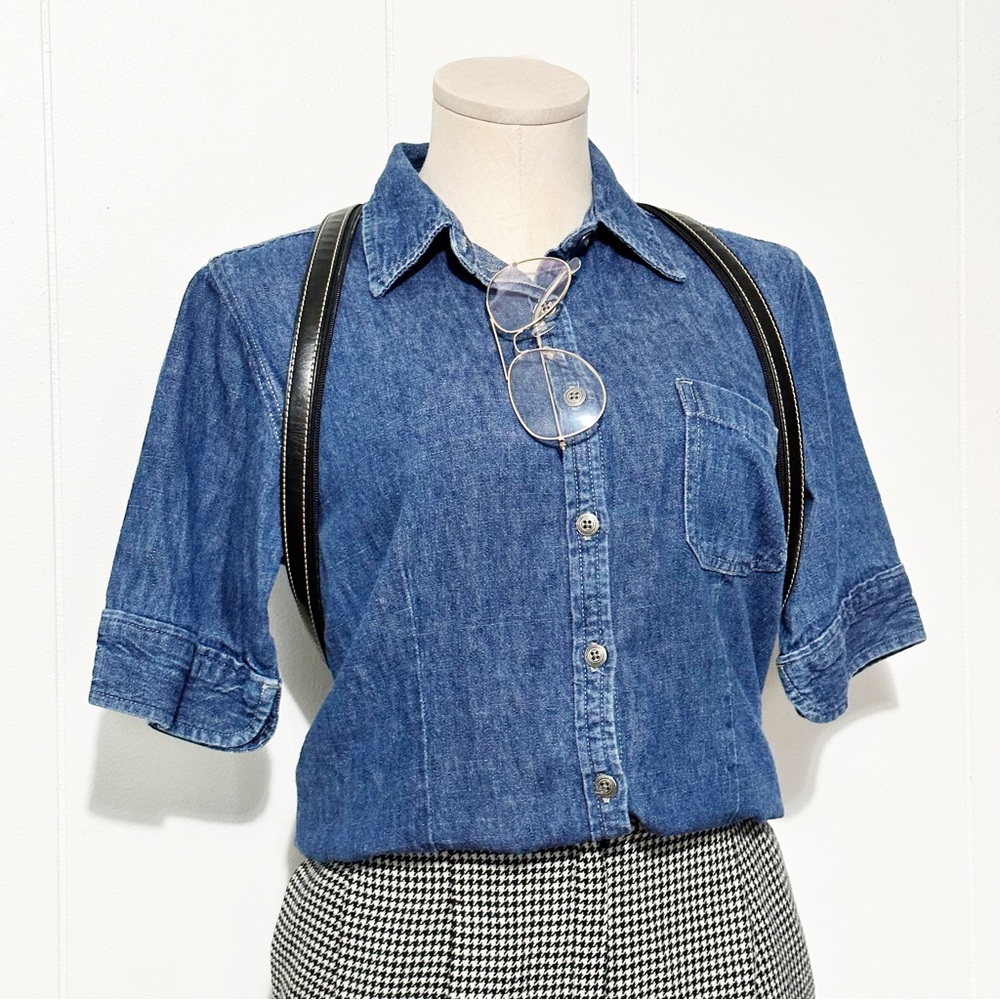 90s Short Sleeve Denim Button Front Top | Vintage - Picture 3 of 9